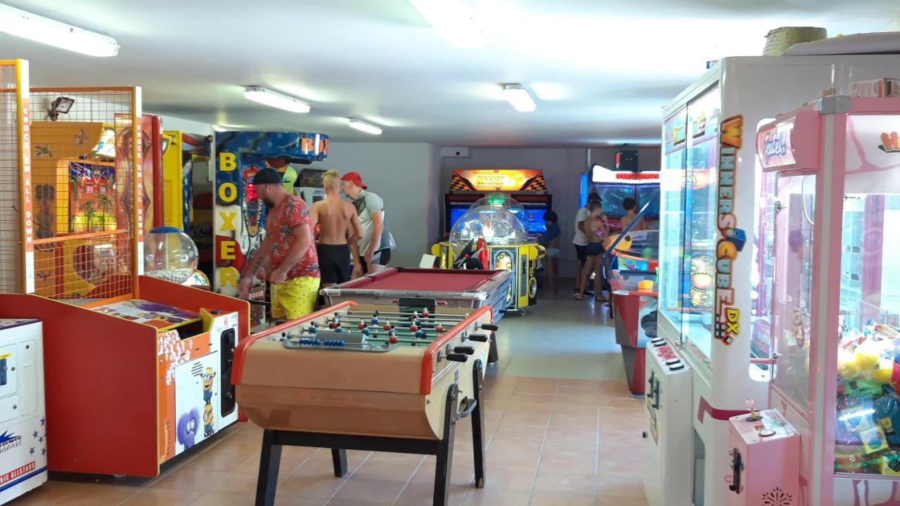 Mobilhome 6 A 8 Personnes Canet-en-Roussillon Exterior photo